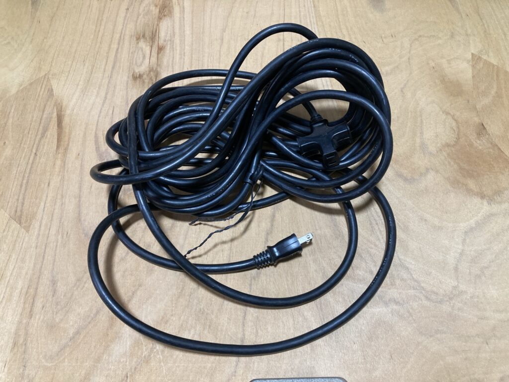 延長コード巻き